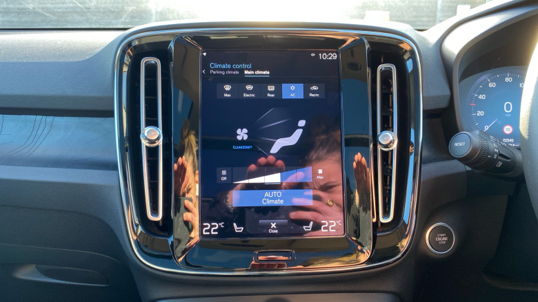 Volvo Xc40 1.5 T5 Recharge PHEV Ultimate Dark 5dr Auto Estate